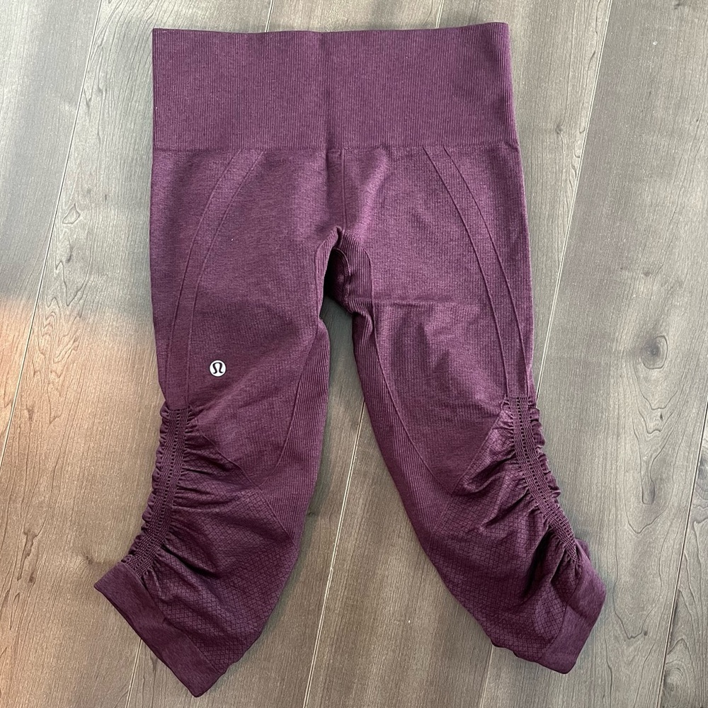 Maroon Lululemon Womens Crop Capri Leggings Ruched Stretch Seamless Style